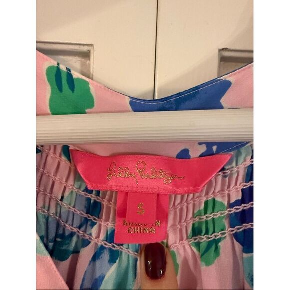 Lilly Pulitzer Elsa 100% silk popover top in sweet pea size small - Picture 4 of 10